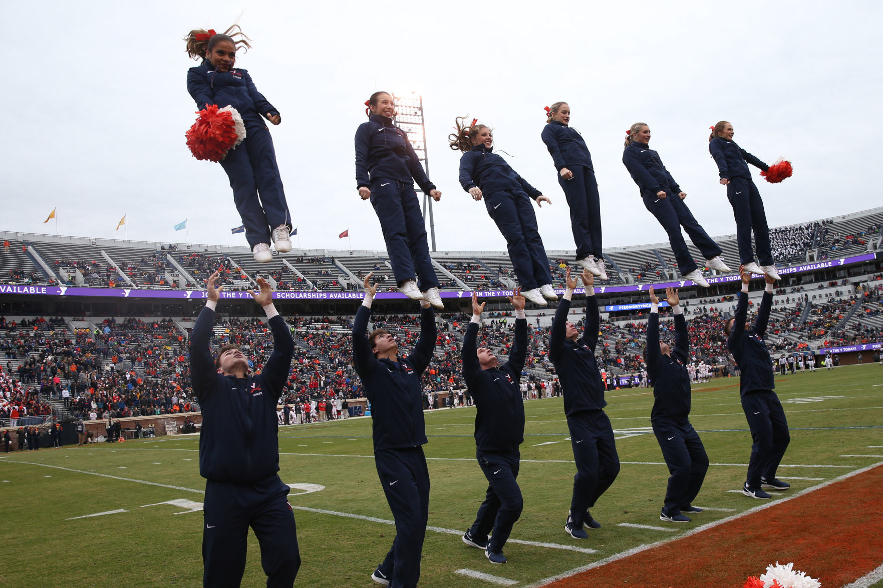 20191123_cdp_sports_uvafootball66.JPG